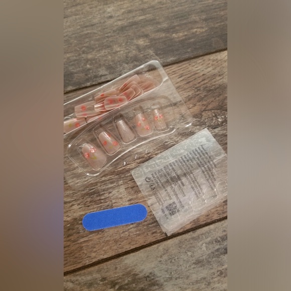 Medium Coffin Length Press On Nails Glitter Cherry 3d Accent Nails - Picture 4 of 4